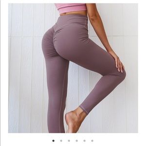 ✨ASTORIA LUXE SCRUNCH LEGGINGS ✨